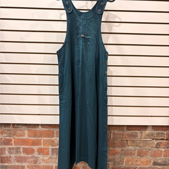 Mustard Yellow Buttoned Jumpsuit - Picture 5 of 8